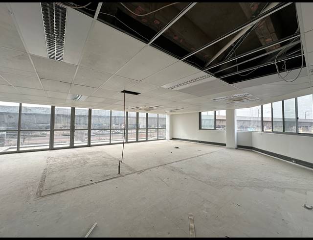 318.70M² OFFICE TO LET IN CENTURION CENTRAL